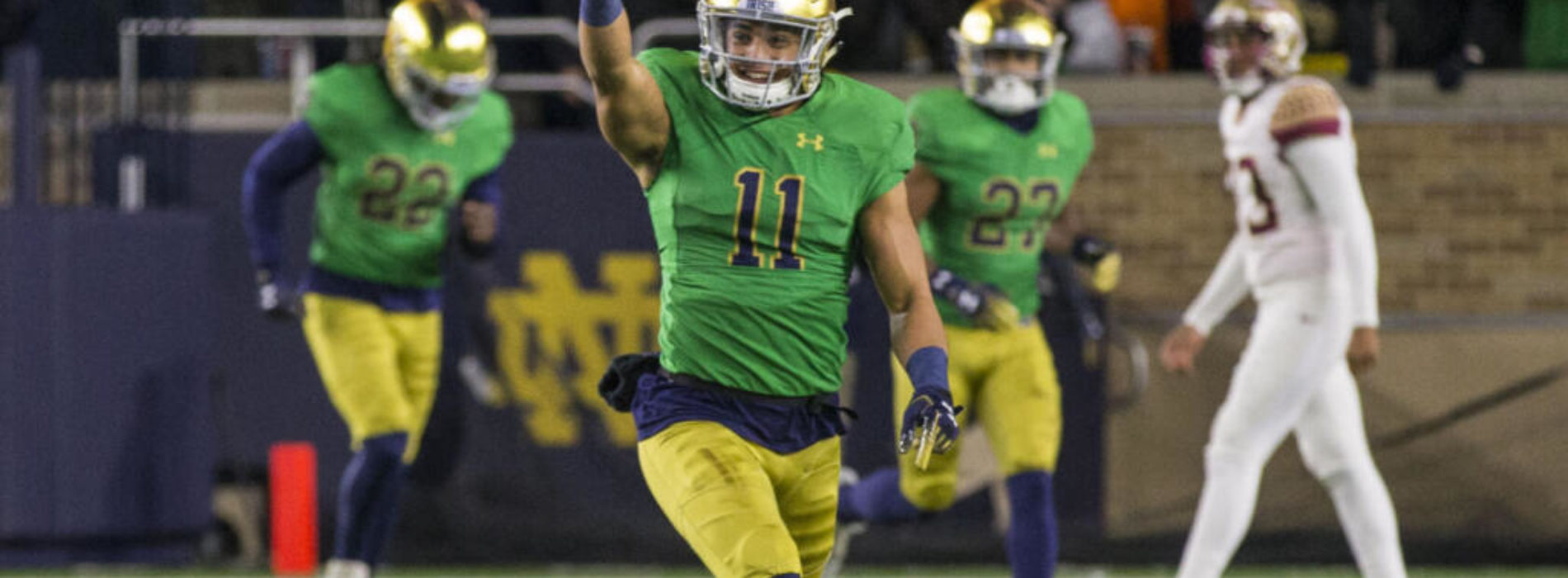 ALOHI GILMAN NAMED TO PAYCOM JIM THORPE AWARD WATCH LIST